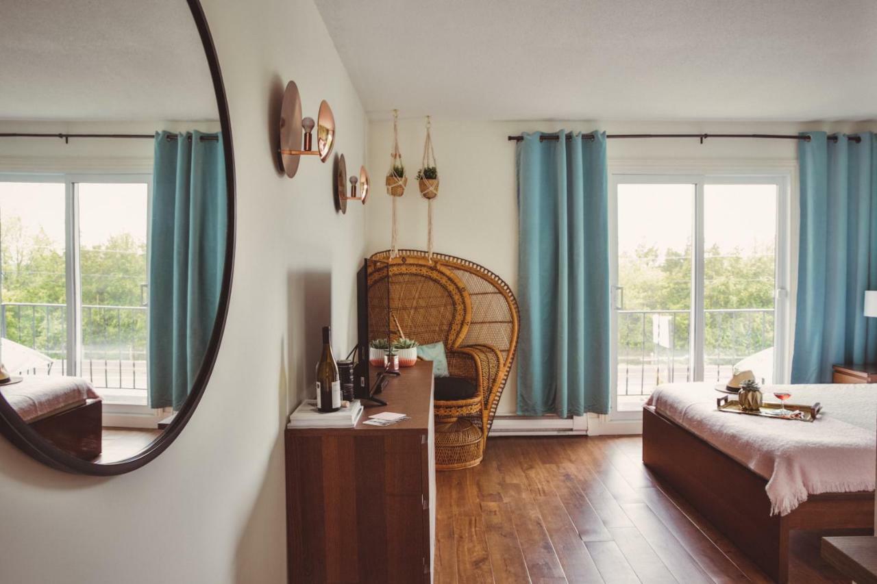 The June Motel, Prince Edward County بيكتون المظهر الخارجي الصورة